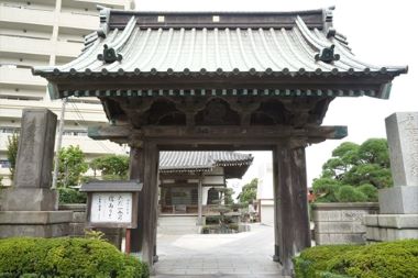 光明寺薬医門の画像