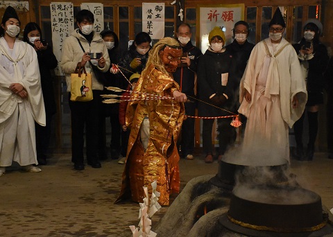 遠山の霜月祭の写真