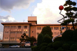 県立千葉工業高等学校外観