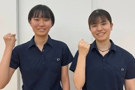 内藤ひかり選手と笠田朋花選手の写真