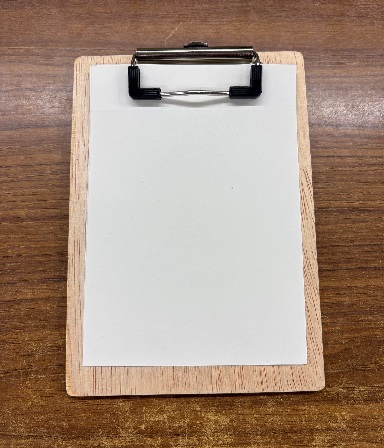 生徒の木工班作品メモ帳