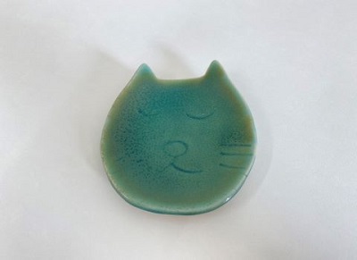 ネコのお皿の画像