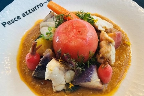 いすみ市産丸ごとトマトと大原産河豚と九十九里産イワシ自家製アンチョビ のアヒージョ バーニャカウダ風