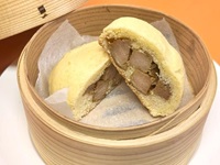 豚角煮パン(China's(チナーズ)工房)
