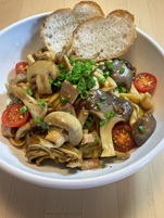 もりもりキノコの黒アヒージョまぜSoba