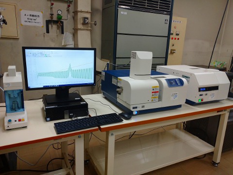 熱分析装置の外観