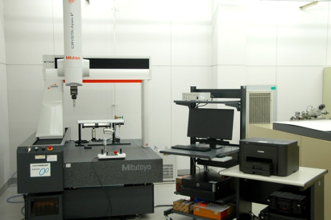 CNC三次元測定機の外観