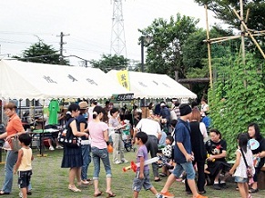 成東駅前あじょすっ会活動の様子