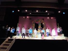 習志野こども劇場公演の様子