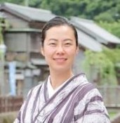 顔 冬子隊員の写真