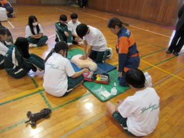 八千代市消防団員による救命講習の画像