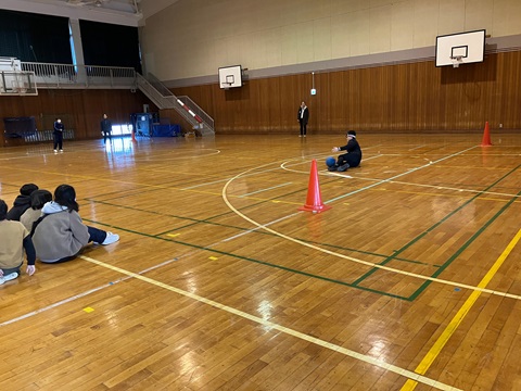 山口選手と生徒のPK対決