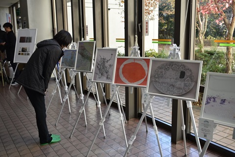 過去の障害者アート展示の様子
