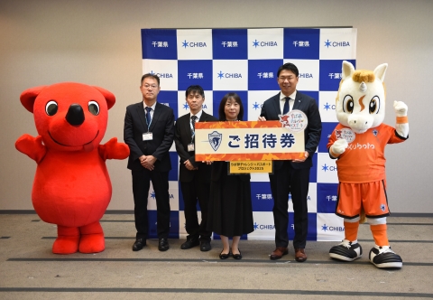 寄贈式の様子