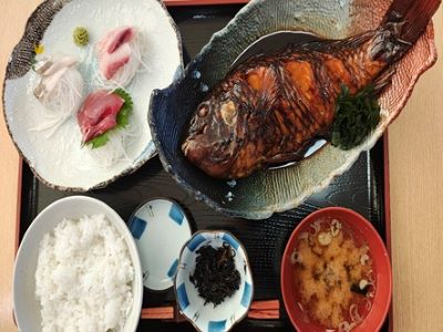 ブダイの煮つけ定食