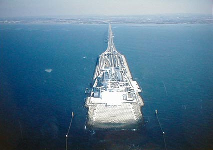木更津市海ほたる