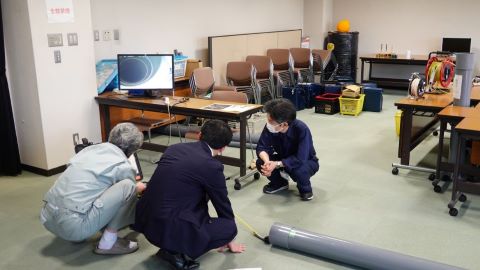 観測井調査見学の様子