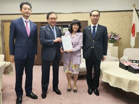 財務大臣要望時の画像